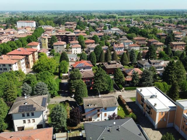 Villa Indipendente in vendita a Montechiarugolo, Reggio Emilia