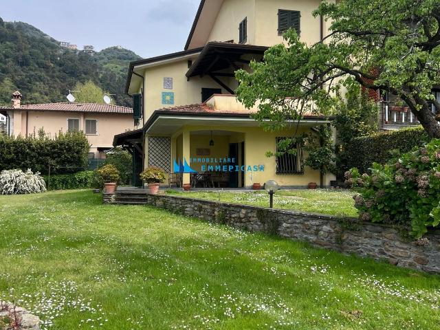 Villa Indipendente in vendita a Prato, Montignoso