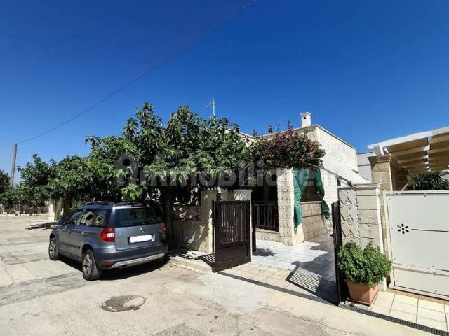 Villa Indipendente in affitto a Villanova di Ostuni, Puglia