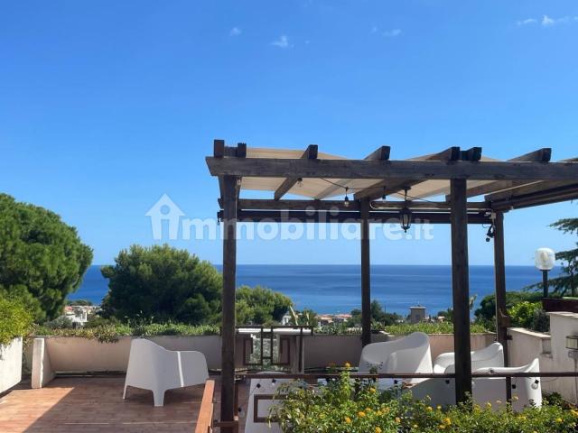 Villa Indipendente in affitto a Calabria, Catanzaro