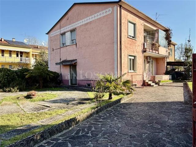 Villa Indipendente in vendita a Zona Ovest, Brescia