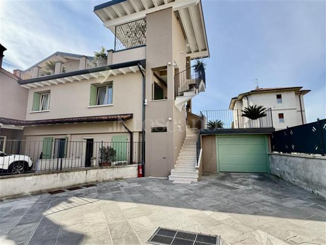 Villa Indipendente in vendita a Sale, Gussago