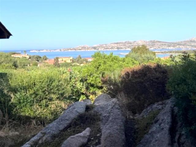 Villa Indipendente in vendita a Villaggio Piras, La Maddalena