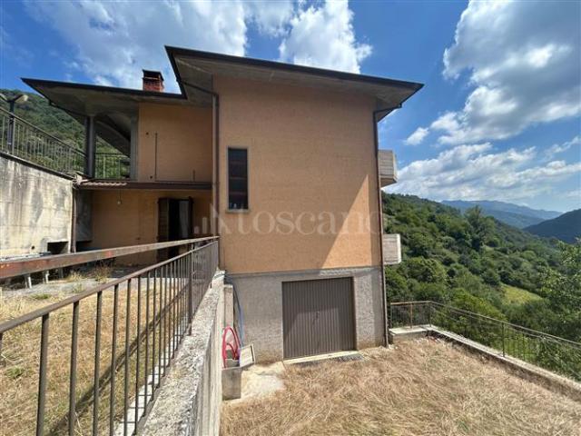 Villa Indipendente in vendita a Comunità montana della valle Trompia, Polaveno