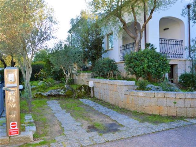 Villa Indipendente in vendita a Sa Minda Noa, San Pantaleo