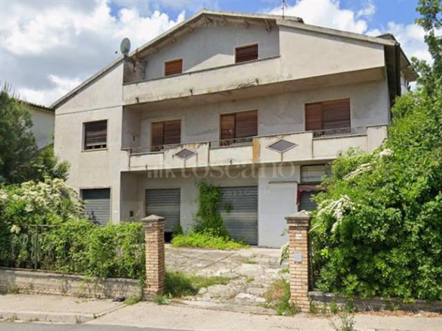 Villa Indipendente in vendita a Penne, Abruzzo