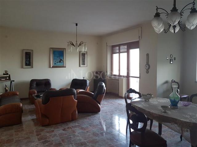 Villa Indipendente in vendita a Penne, Abruzzo