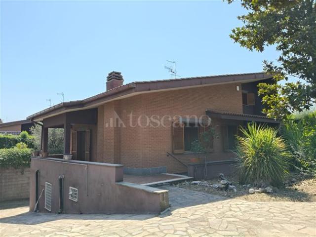 Villa Indipendente in vendita a Municipio Roma VII, Roma Capitale