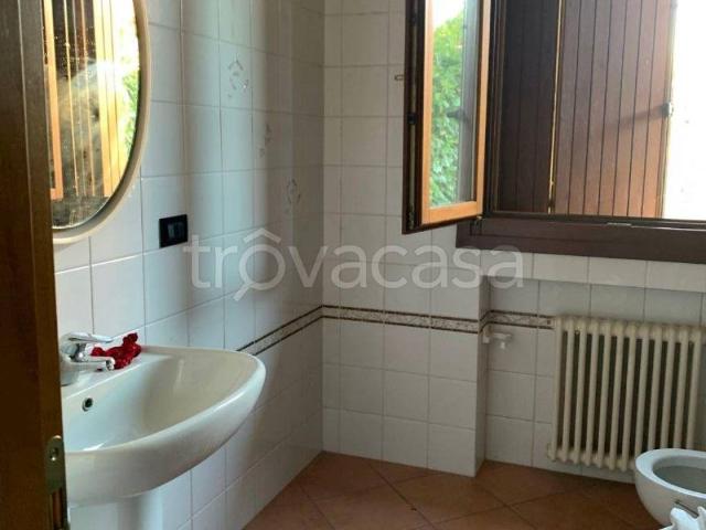 Villa Indipendente in affitto a Caldogno, Veneto