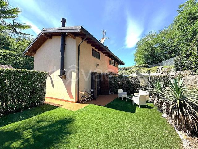 Villa Indipendente in affitto a Piemonte, Novara