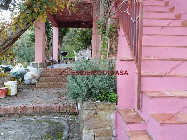 Villa Indipendente in affitto a Contrada Ogliastrillo, Cefalù
