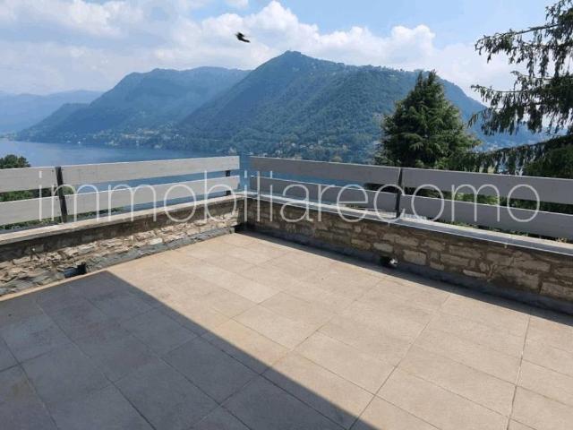 Villa Indipendente in affitto a Bignanico, Como