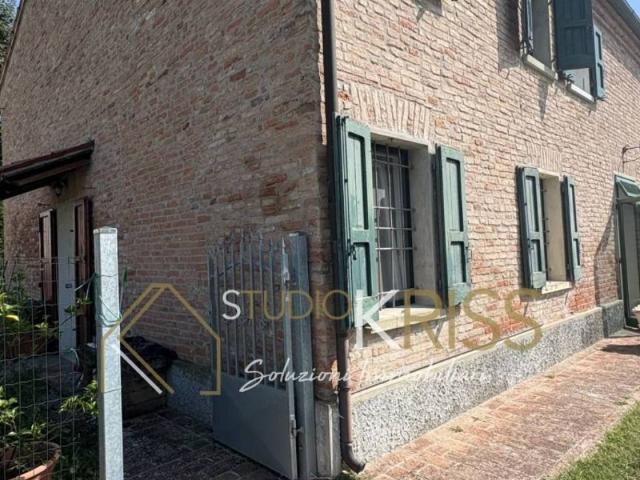 Villa Indipendente in affitto a Ferrara, Reggio Emilia