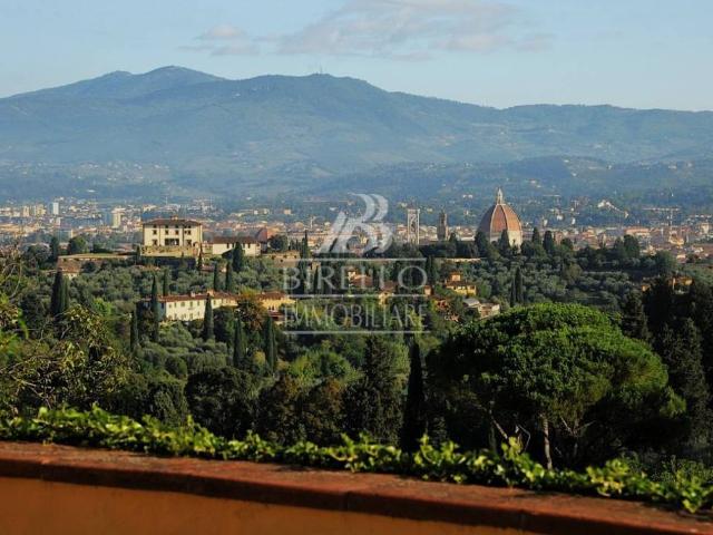 Villa Indipendente in affitto a Quartiere 3, Firenze