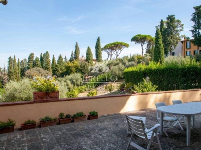 Villa Indipendente in affitto a Quartiere 3, Firenze
