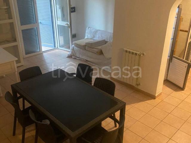 Villa Indipendente in affitto a Primavera, Roma Capitale