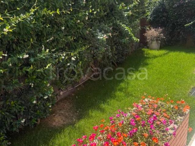 Villa Indipendente in affitto a Fregene, Roma Capitale