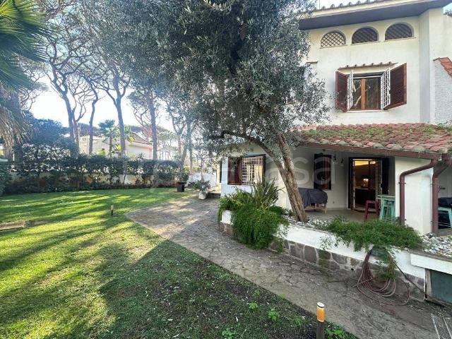 Villa Indipendente in affitto a Fregene, Roma Capitale