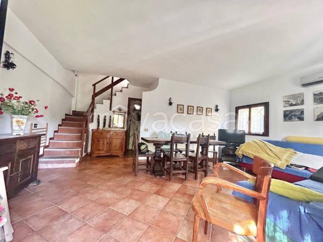 Villa Indipendente in affitto a Fregene, Roma Capitale