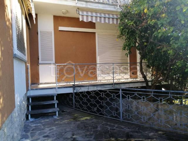 Villa Indipendente in affitto a Vaiana, Forte Dei Marmi
