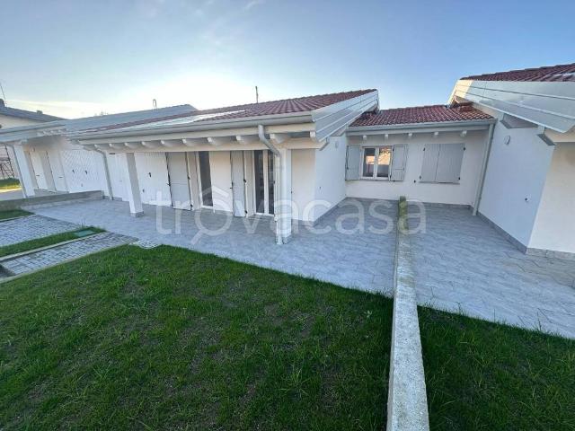 Villa Indipendente in affitto a Ghedi, Lombardia