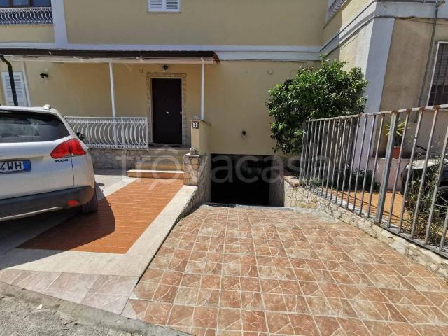 Villa Indipendente in affitto a Ponte Riccio - Giugliano Stazione, Giugliano In Campania