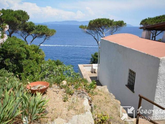 Villa Indipendente in affitto a Isola del Giglio, Giglio Porto
