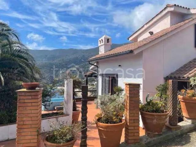 Villa Indipendente in affitto a Isola del Giglio, Giglio Castello