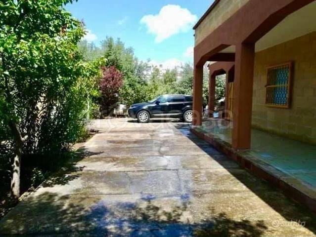 Villa Indipendente in affitto a Leporano, Taranto