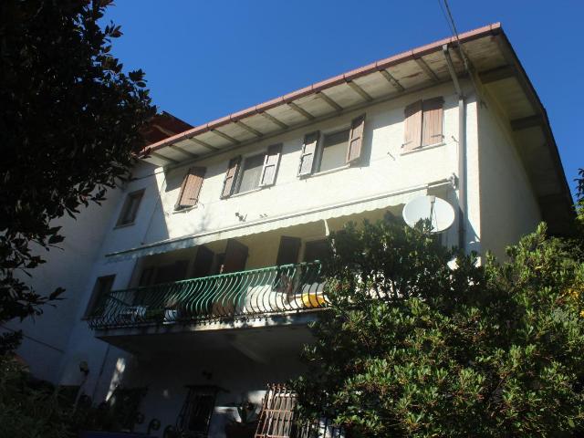 Villa Indipendente in affitto a Montignoso, Toscana