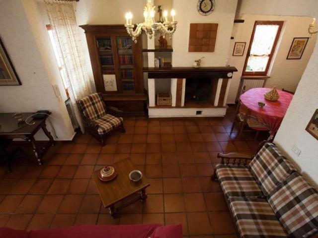 Villa Indipendente in affitto a Cervaiolo, Montignoso
