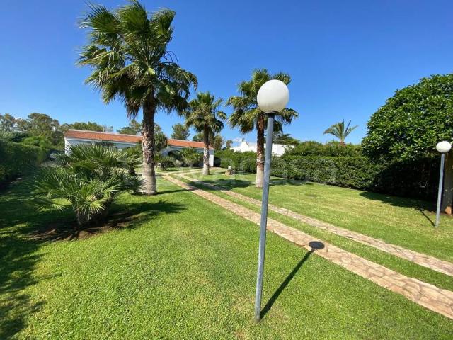 Villa Indipendente in affitto a Rosa Marina di Ostuni, Puglia