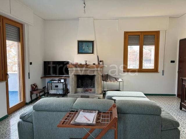Villa Indipendente in affitto a Campello Sul Clitunno, Umbria
