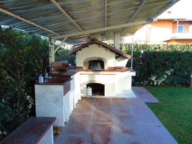 Villa Indipendente in affitto a Tonfano, Toscana