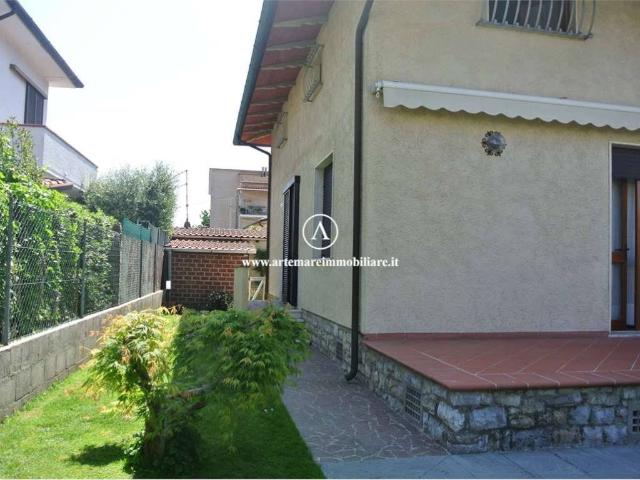 Villa Indipendente in affitto a Tonfano, Toscana