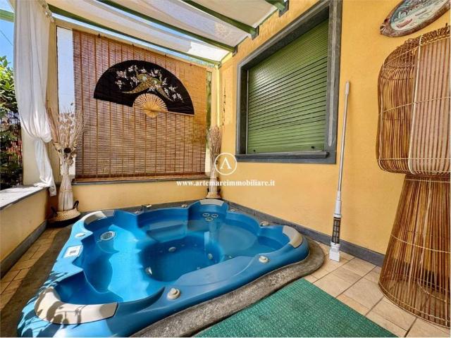 Villa Indipendente in affitto a Tonfano, Toscana