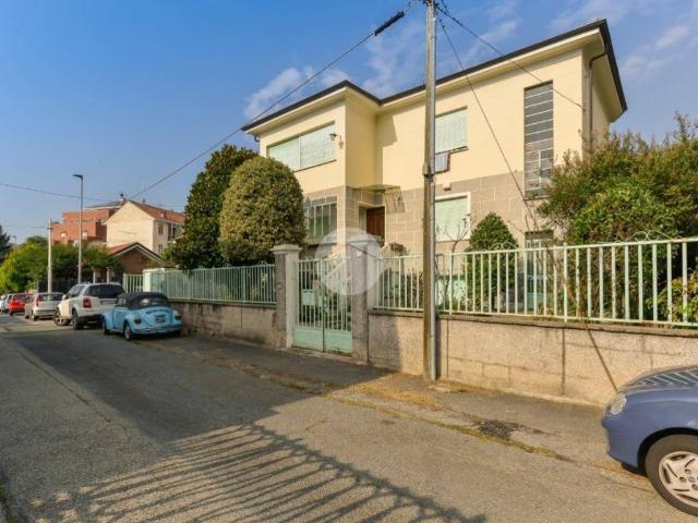 Villa Indipendente in affitto a Piemonte, Torino