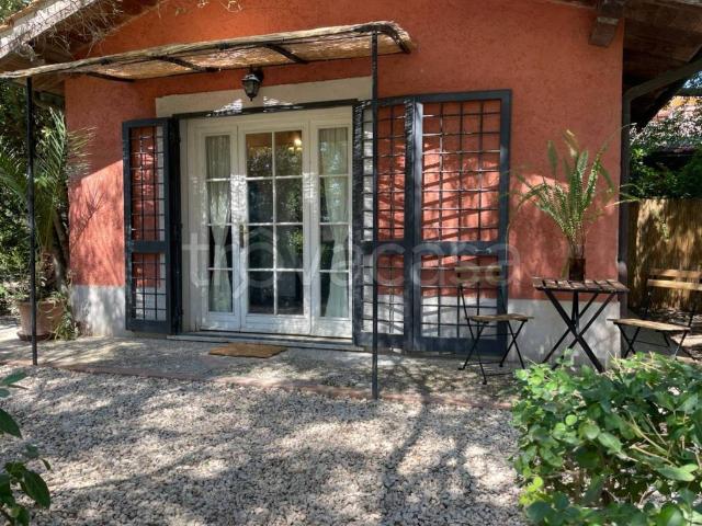 Villa Indipendente in affitto a Municipio Roma X, Roma Capitale