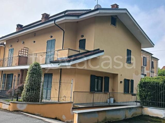 Villa Indipendente in affitto a Stella, Piemonte