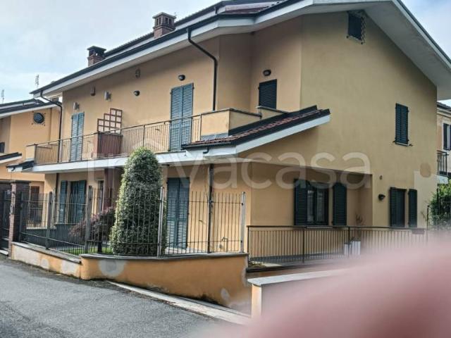 Villa Indipendente in affitto a Stella, Piemonte