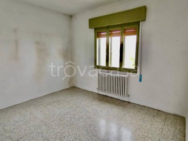 Villa Indipendente in affitto a San Benedetto Po, Lombardia
