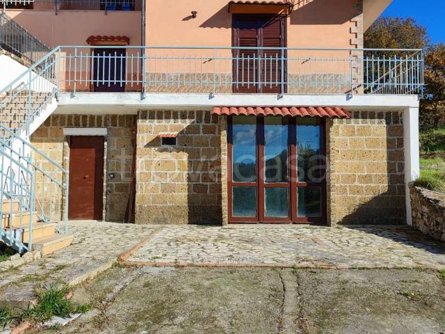 Villa Indipendente in affitto a Campello Sul Clitunno, Umbria