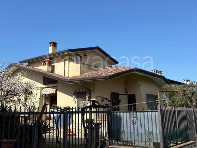 Villa Indipendente in affitto a Seravezza, Toscana