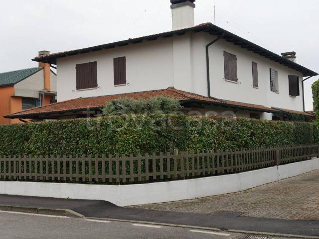 Villa Indipendente in affitto a Stra, Veneto