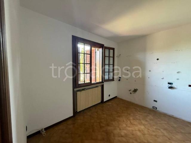 Villa Indipendente in affitto a Suzzara, Lombardia