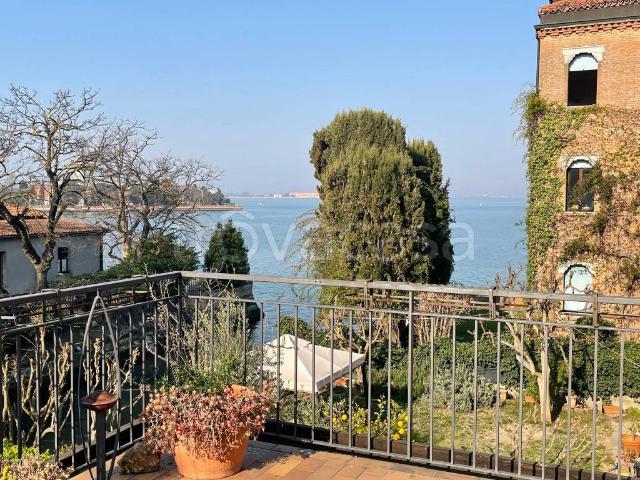 Villa Indipendente in affitto a Marghera, Venezia