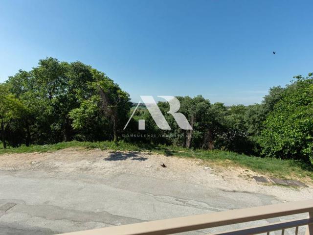 Villa Indipendente in affitto a Ponte Florio, Brenzone