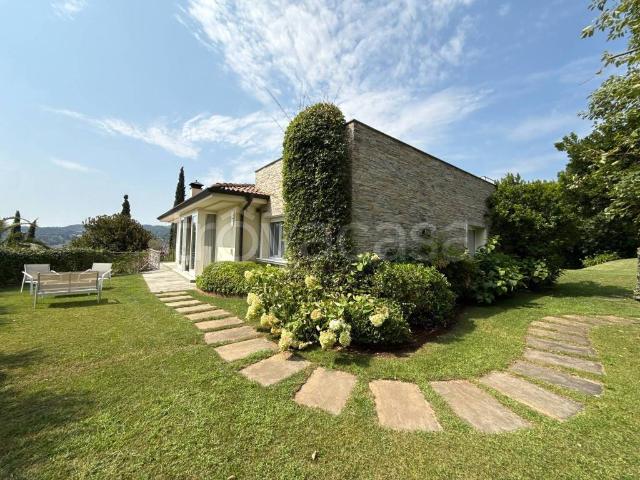 Villa Indipendente in affitto a Comunità Montana Parco Alto Garda bresciano, Salò