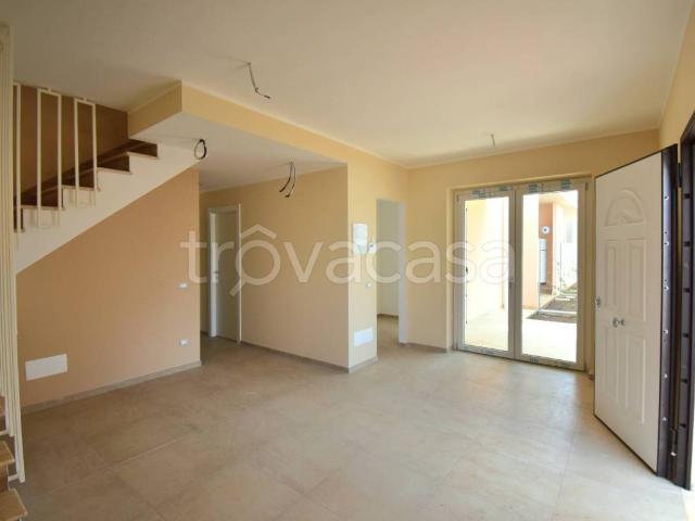 Villa Indipendente in affitto a Campoleone Scalo, Aprilia