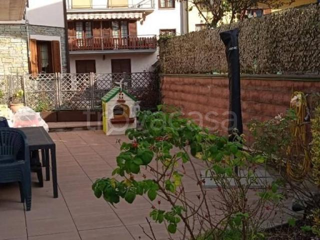 Villa Indipendente in affitto a Ronco, Corteno Golgi